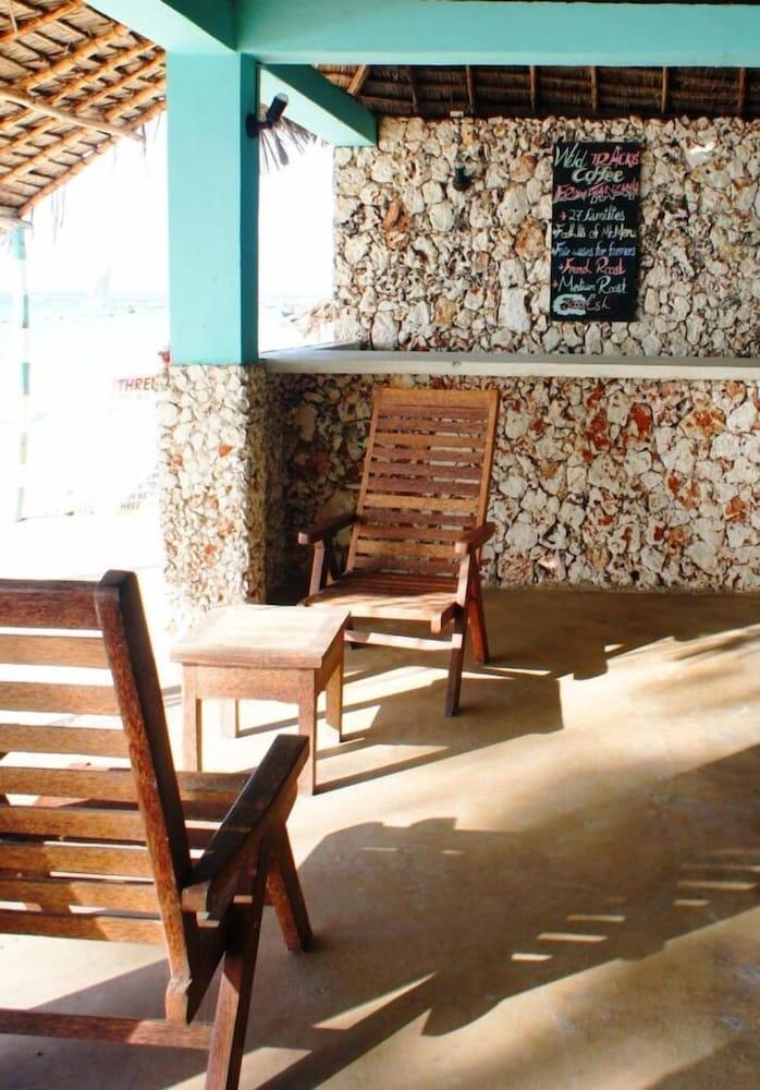 Smiles Beach Hotel Nungwi